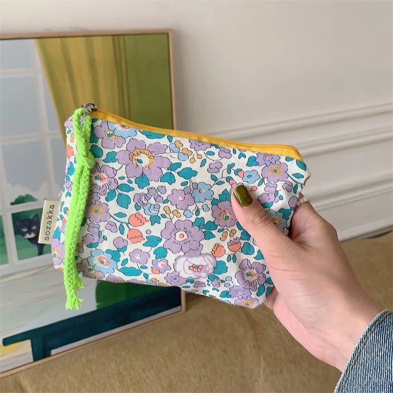 Cute Flower Make up Bag