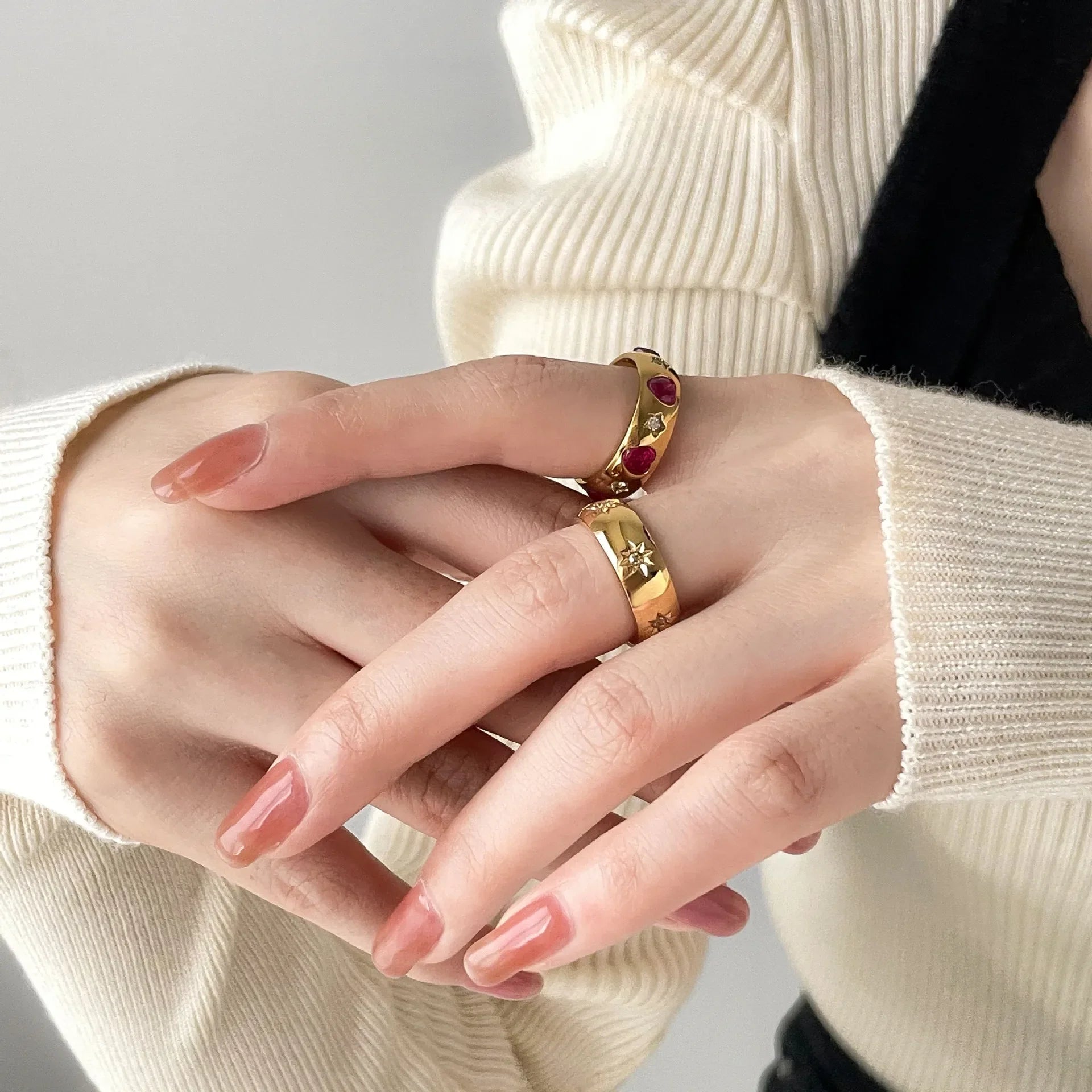 Petite Pearls Rings