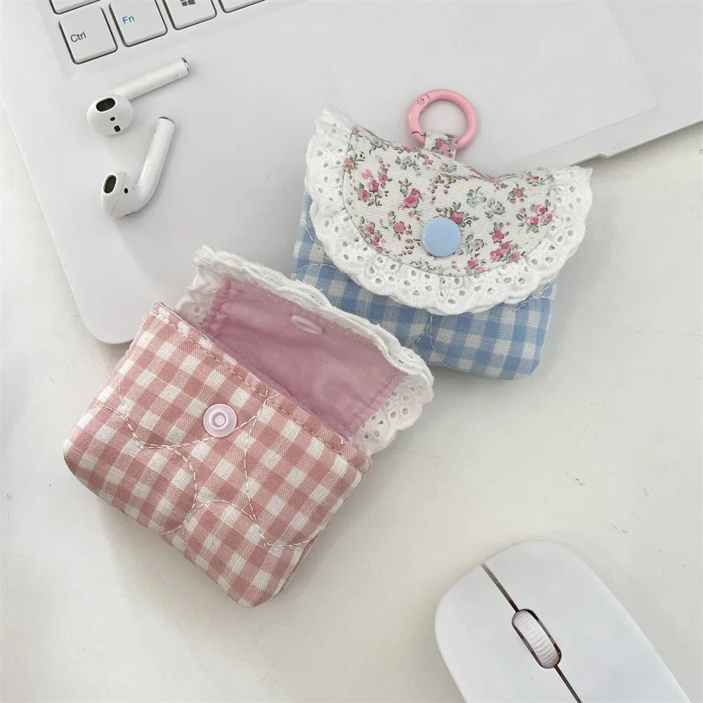 Sweet Simplicity Coin Bag