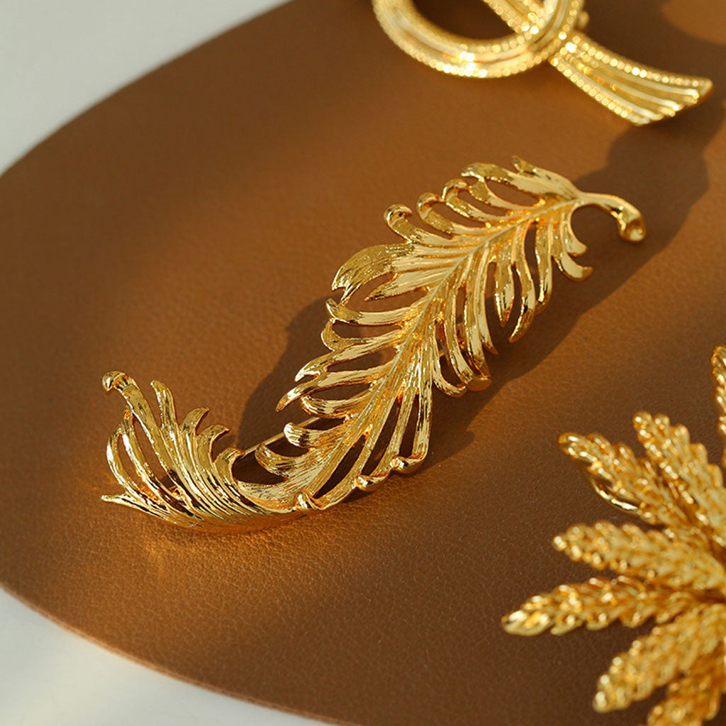 ART NOUVEAU Vintage 18K Gold Plated Sculptural Feather Brooch