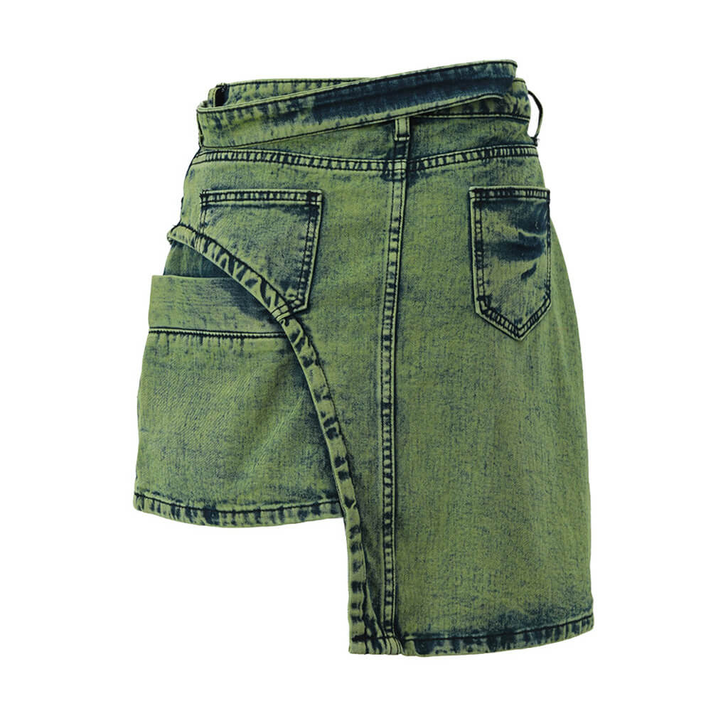 Asymmetrischer Mini-Jeansrock mit hoher Taille und Acid-Wash-Gürtel