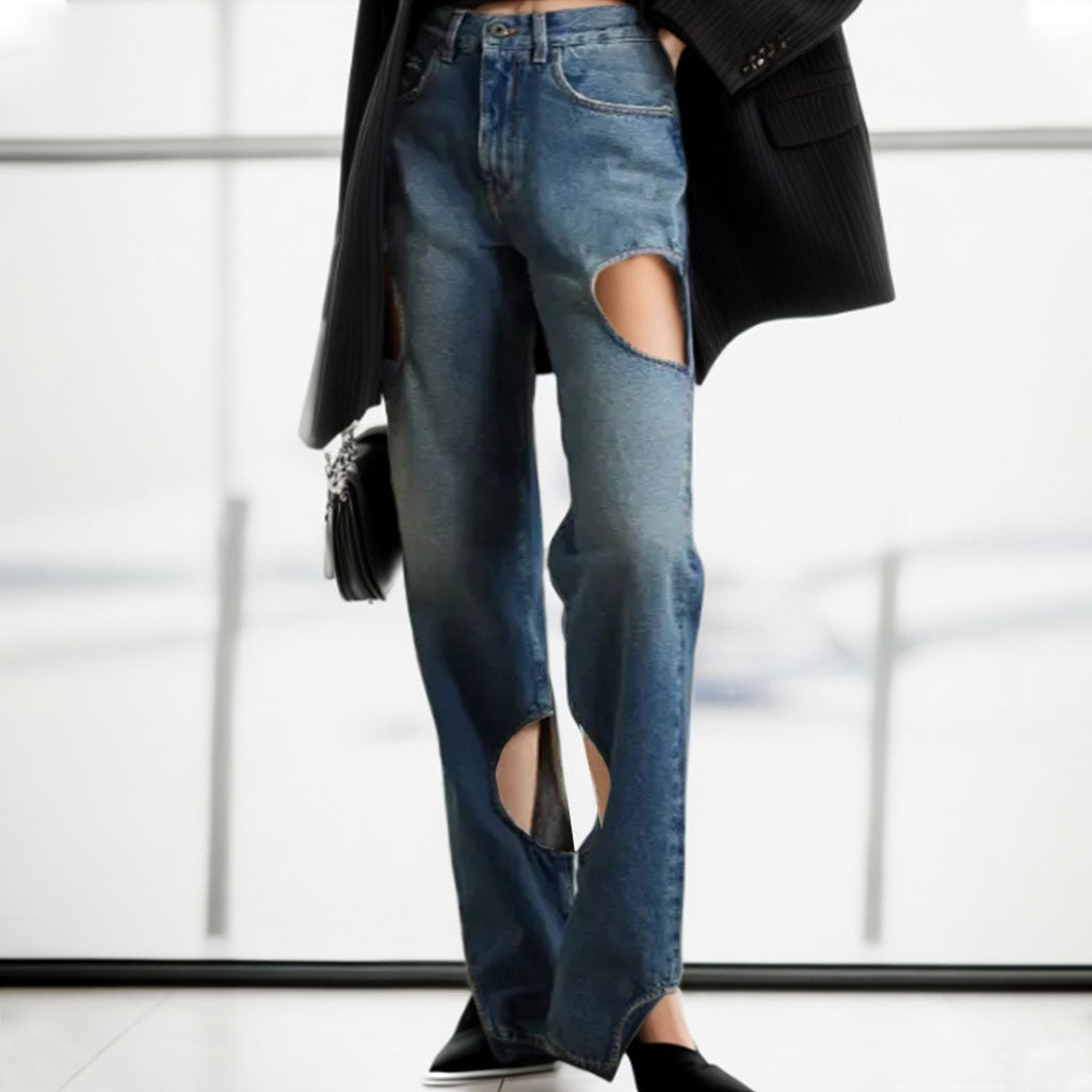 Asymmetrische, ausgeschnittene Whisker-Jeans mit hoher Taille und geradem Bein