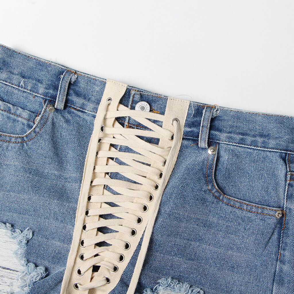 Short en jean Bermuda à lacets et détails déchirés et usés