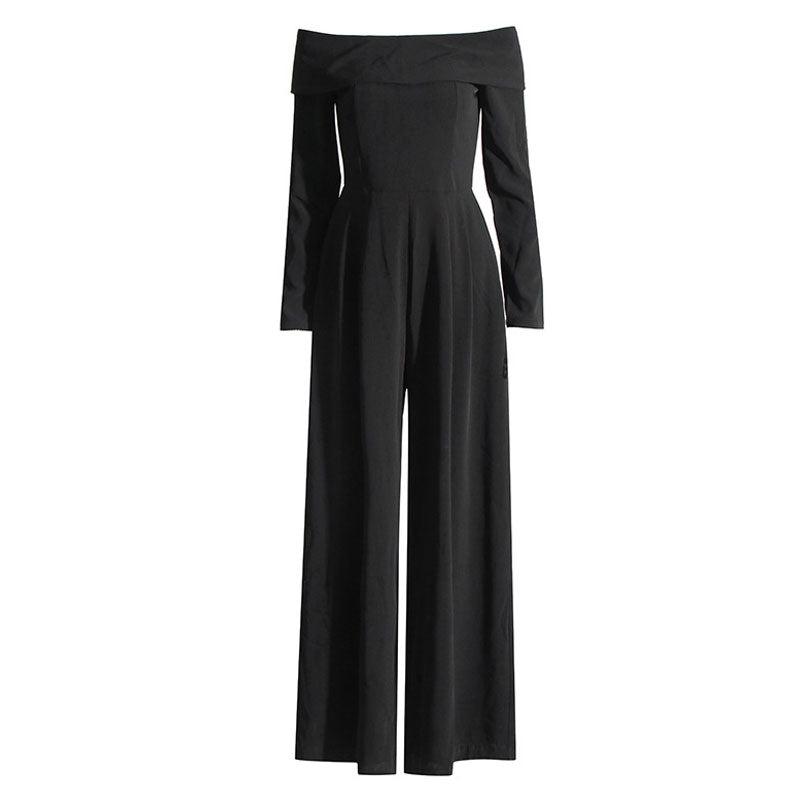 Eleganter, schulterfreier Jumpsuit aus Crêpe mit gefalteter Schleife hinten und weitem Bein