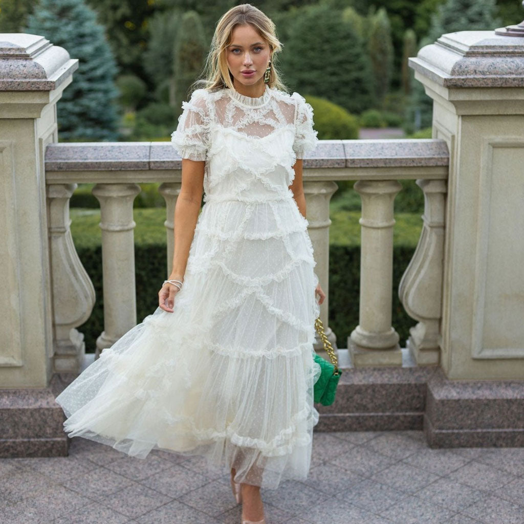 Robe longue à volants et manches courtes de style français en tulle à pois et à volants