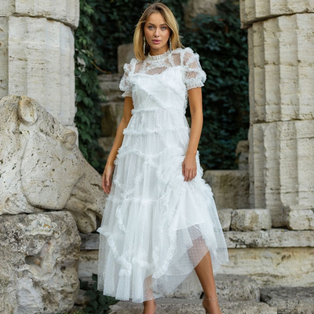 Robe longue à volants et manches courtes de style français en tulle à pois et à volants