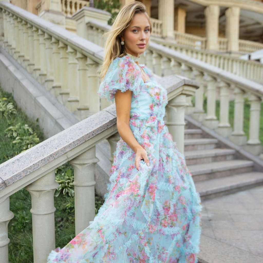 Robe longue à volants en tulle à fleurs style français avec col en cœur et manches bouffantes