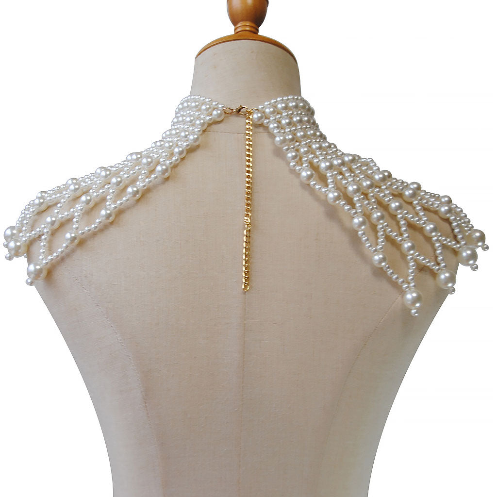 Collier ras du cou luxueux en perles baroques artificielles tissées ajourées