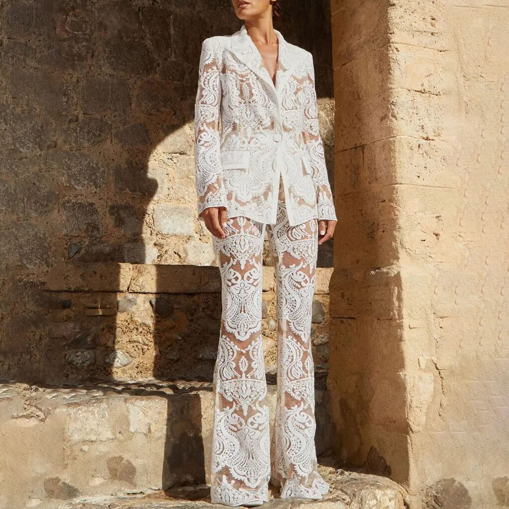 Ensemble assorti blazer à paillettes et maille transparente brodée à fleurs