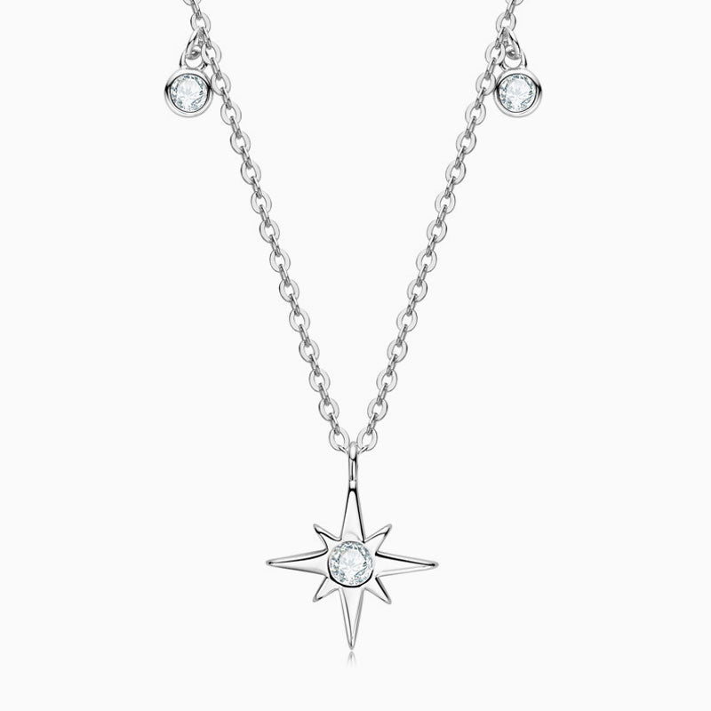 Collier avec pendentif en forme d'étoile en argent sterling et moissanite