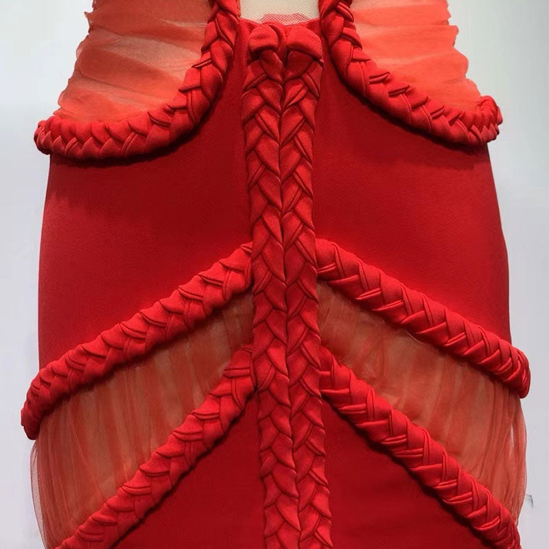 Robe de soirée longue sexy en maille tressée croisée avec découpes et fente sur le devant - Rouge