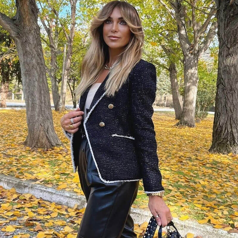 Zweireihiger Blazer aus glänzendem Lurex-Tweed mit kontrastierendem Revers - Schwarz