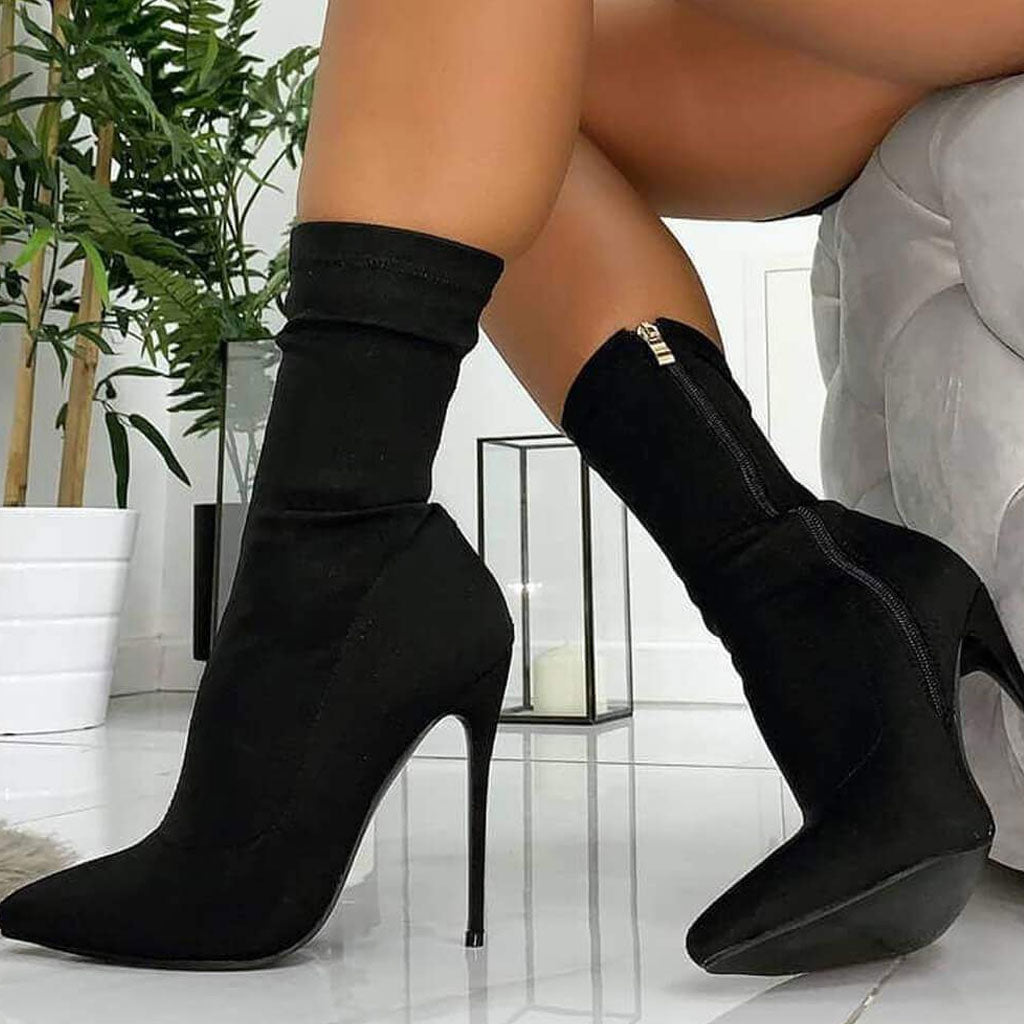 Trendy Wildlederstiefel mit spitzer Zehenpartie und seitlichem Reißverschluss und Stilettoabsatz - Schwarz