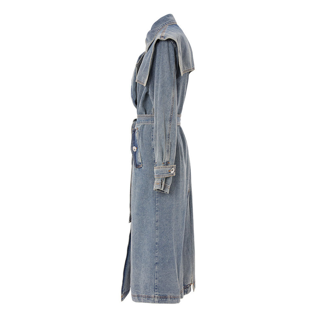 Vintage Trenchcoat aus Denim mit geknöpftem Kragen und Gürtel, zweireihig, getragener Effekt