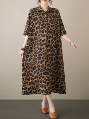 Anmutiges, glamouröses kariertes A-Linien-Kleid