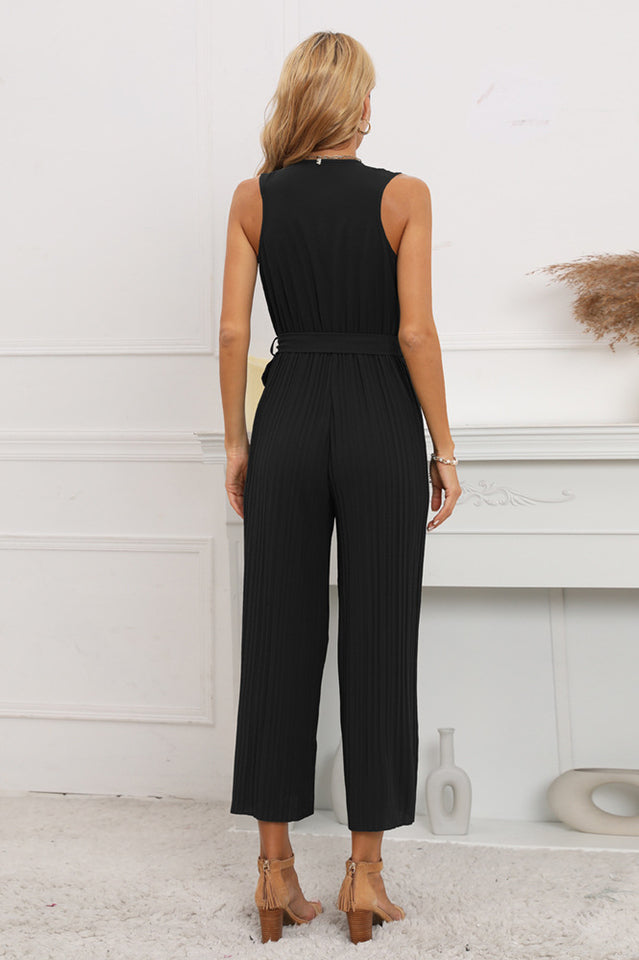 Wadenlanger, plissierter Jumpsuit mit Rüschen