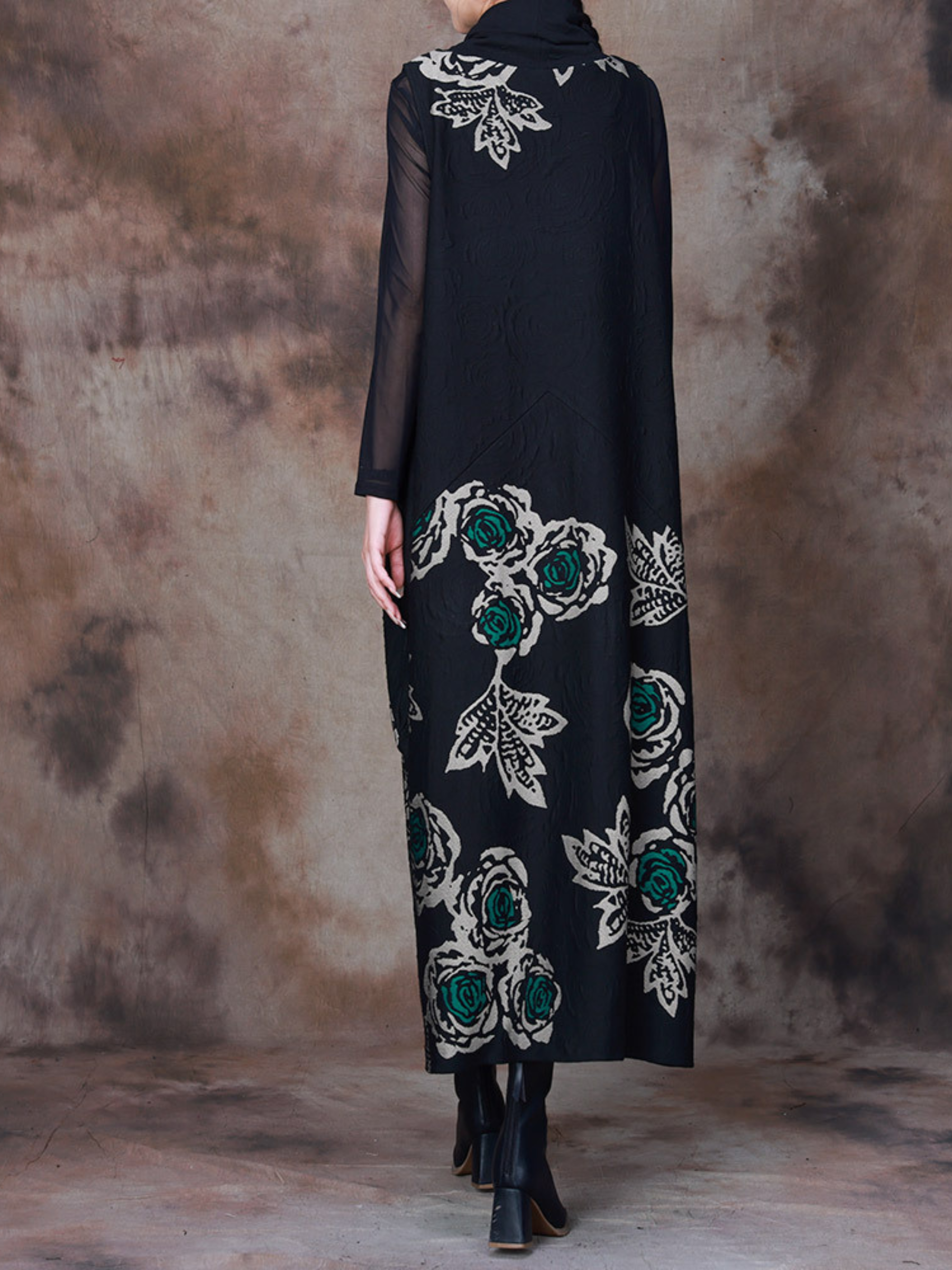 Effortlessly Stylish High Neck Printed Maxi Dress