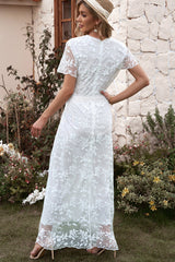 Robe longue en dentelle fleurie Emma Boho