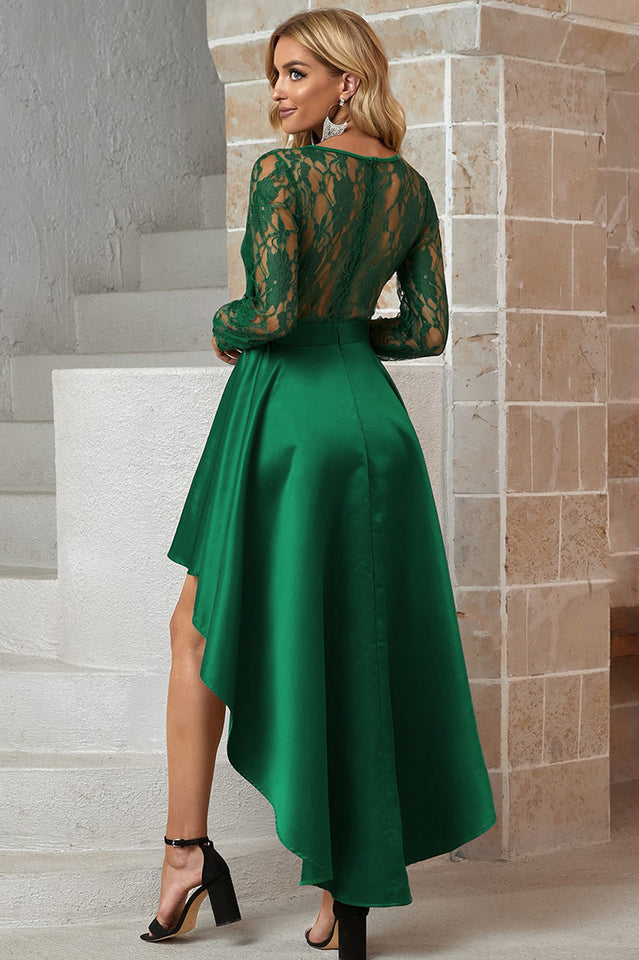 Robe de bal longue en satin et dentelle florale