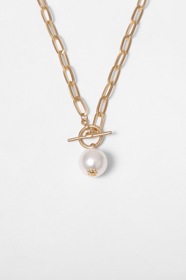 Faux Pearl Pendant Chain Necklace