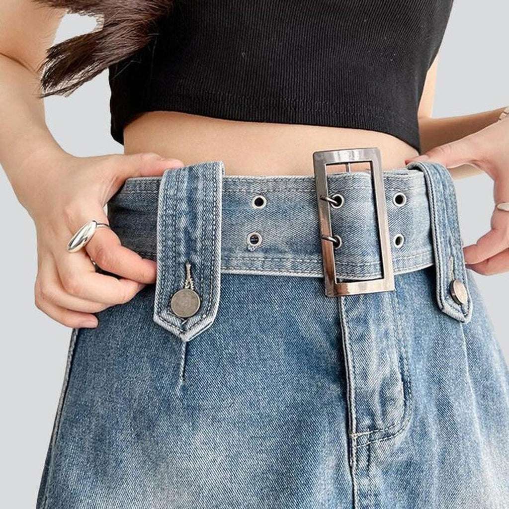 Wide belt mini denim skirt