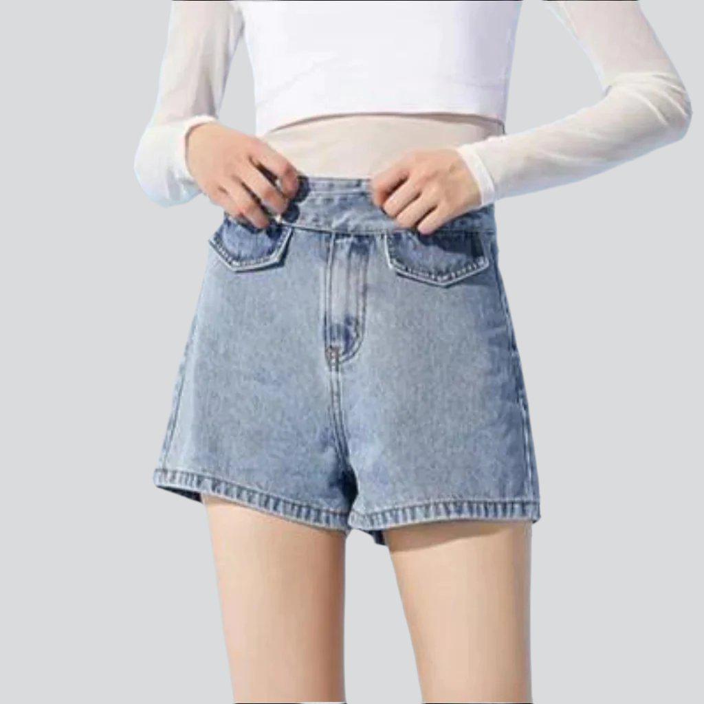 Short femme avec ceinture en jean