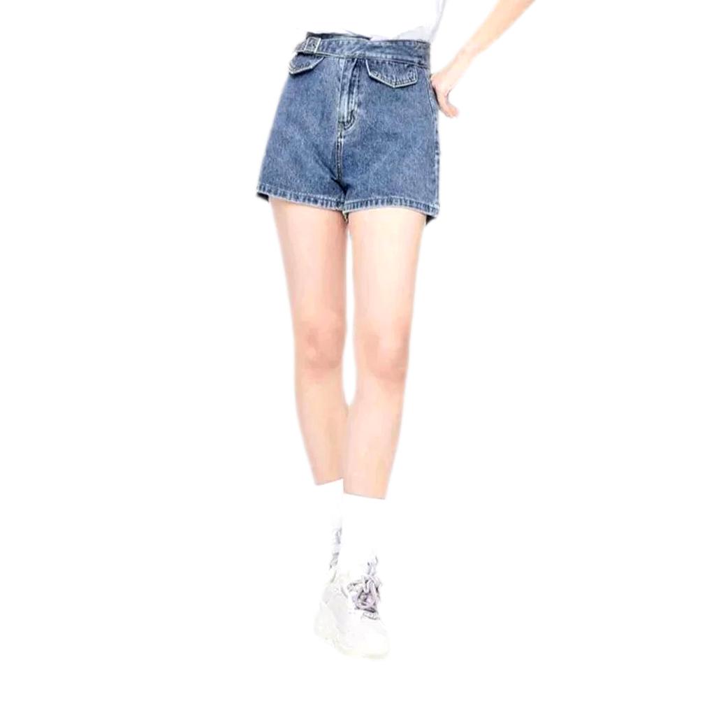 Short femme avec ceinture en jean