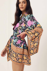 Robe courte en polyester à imprimé floral noir, longueur courte, kimono, robe longue