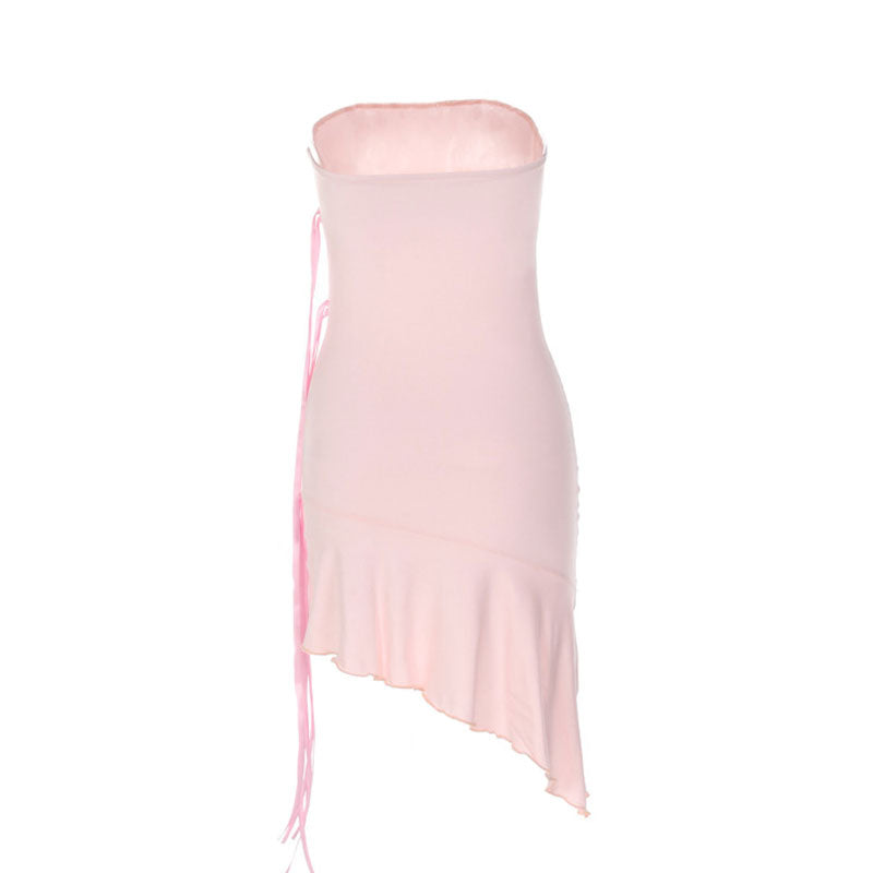 Adorable mini-robe bustier à ourlet volanté avec bordure en ruban de couleur unie - Rose