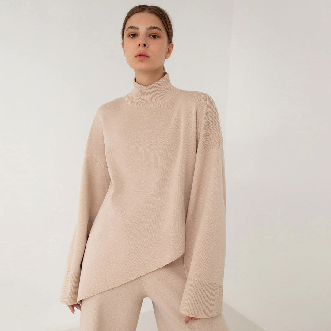 Asymmetrischer Pullover mit hohem Halsausschnitt und Glockenärmeln, Hose mit weitem Bein und passendem Set - Aprikose