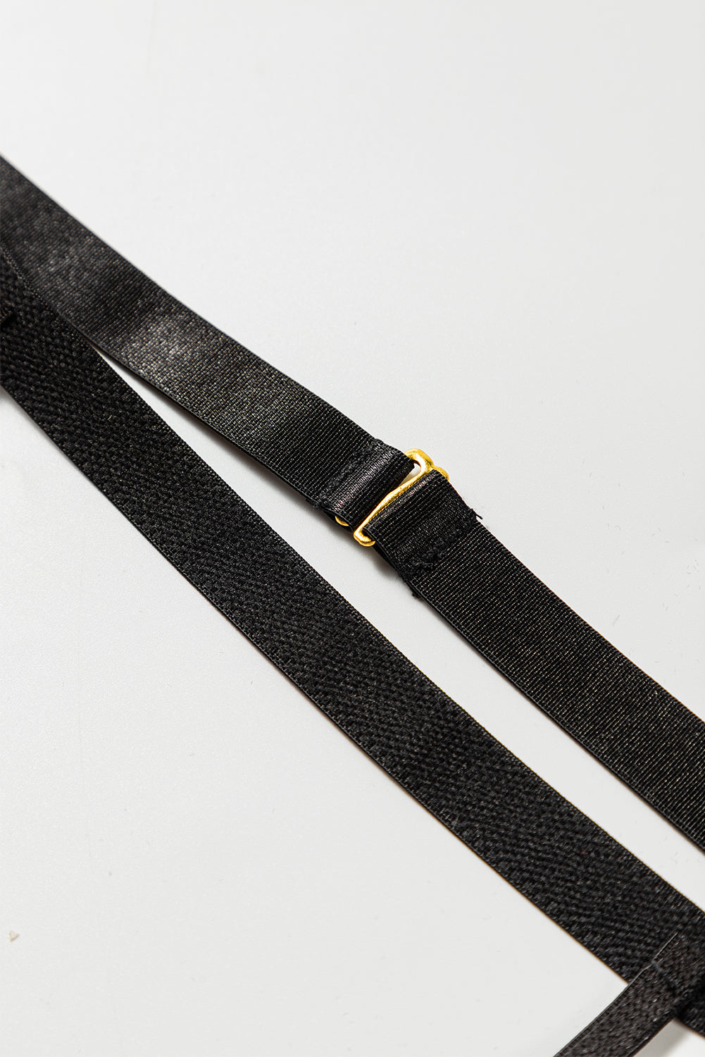 Black 3Pcs Gold Chain Decor Lace Strappy Gartered Lingerie Set