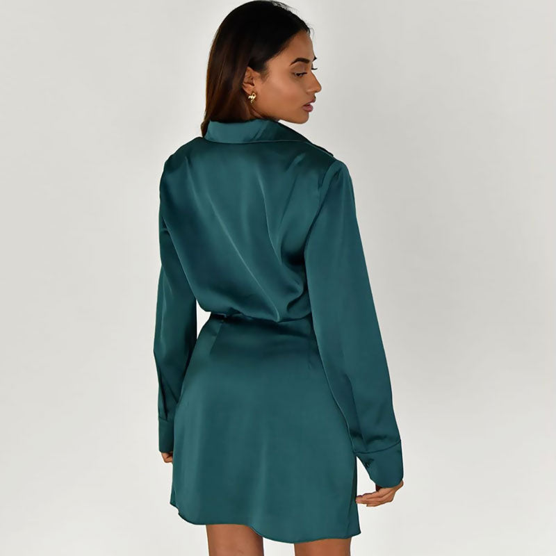 Robe chemise courte à manches longues et col en V en satin brillant froncé - Vert sarcelle