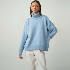 Oversize-Rollkragenpullover mit Rippenmuster und hohen, niedrigen Ärmeln - Babyblau