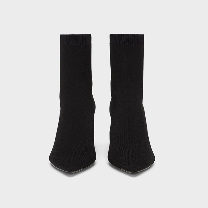 Elegante Sock Boots mit spitzer Zehenpartie, klobigem Absatz und halbhoher Schafthöhe - Schwarz