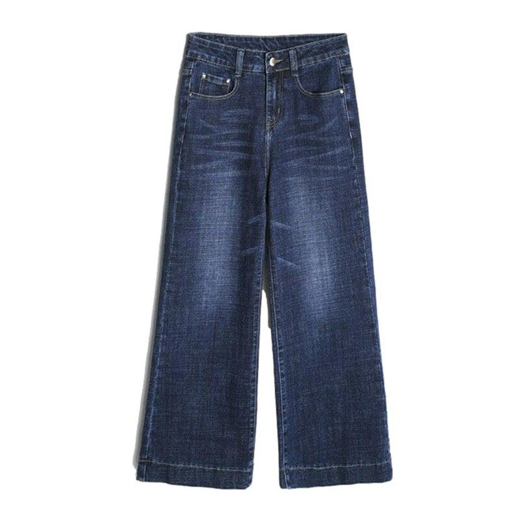 Stilvolle Damenjeans mit weitem Bein