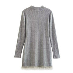 Robe pull courte à manches longues et col ras du cou en maille côtelée avec franges en cristal - Gris