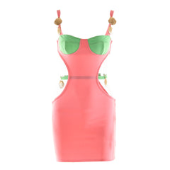 Ärmelloses Party-Minikleid mit Cut-Outs in Kontrastfarbe und Muscheln - Rosa