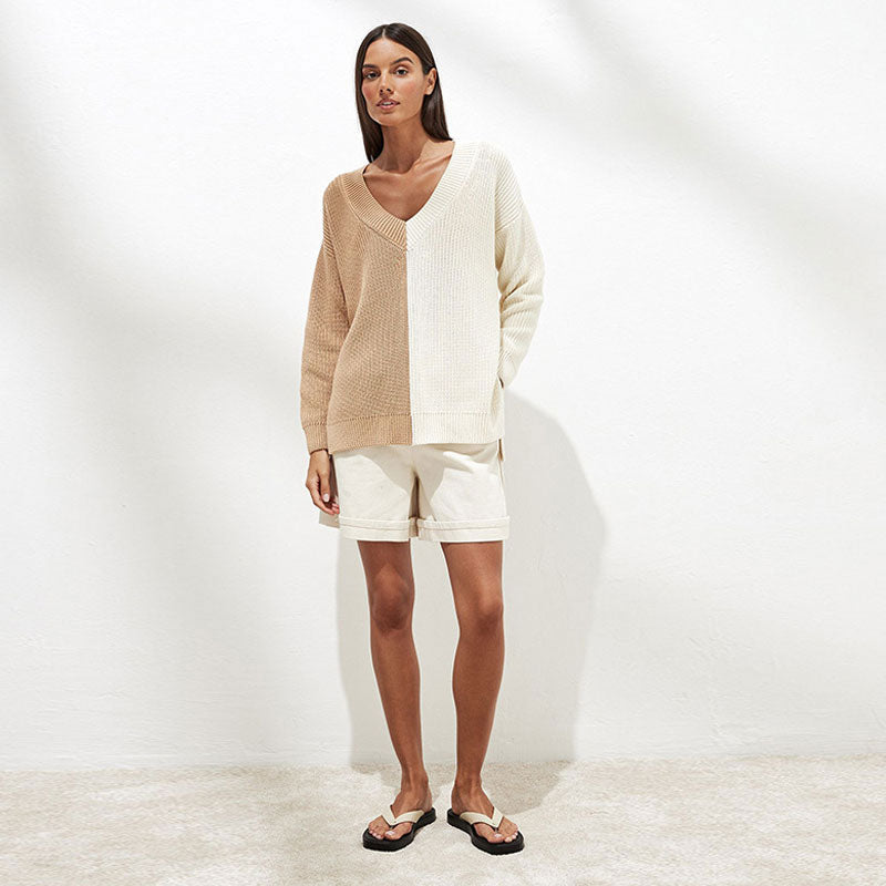 Stylish Contrast Color V Neck Drop Shoulder Long Sleeve Sweater - Khaki