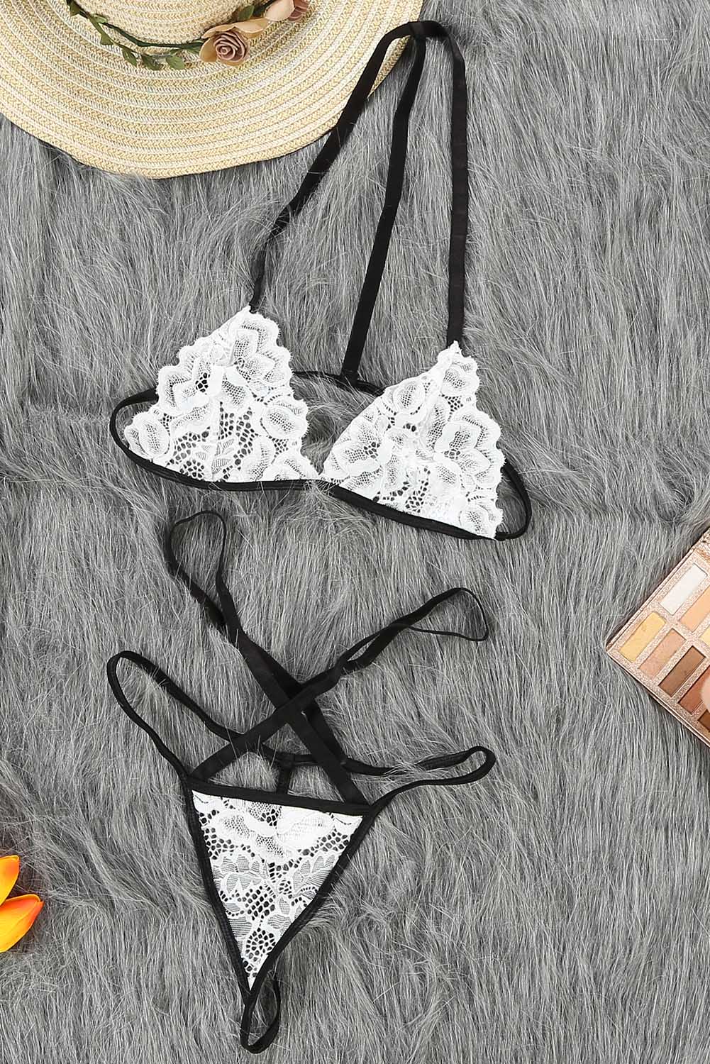 Weißes Set aus Neckholder-Bralette und Riemchen-String mit Spitze